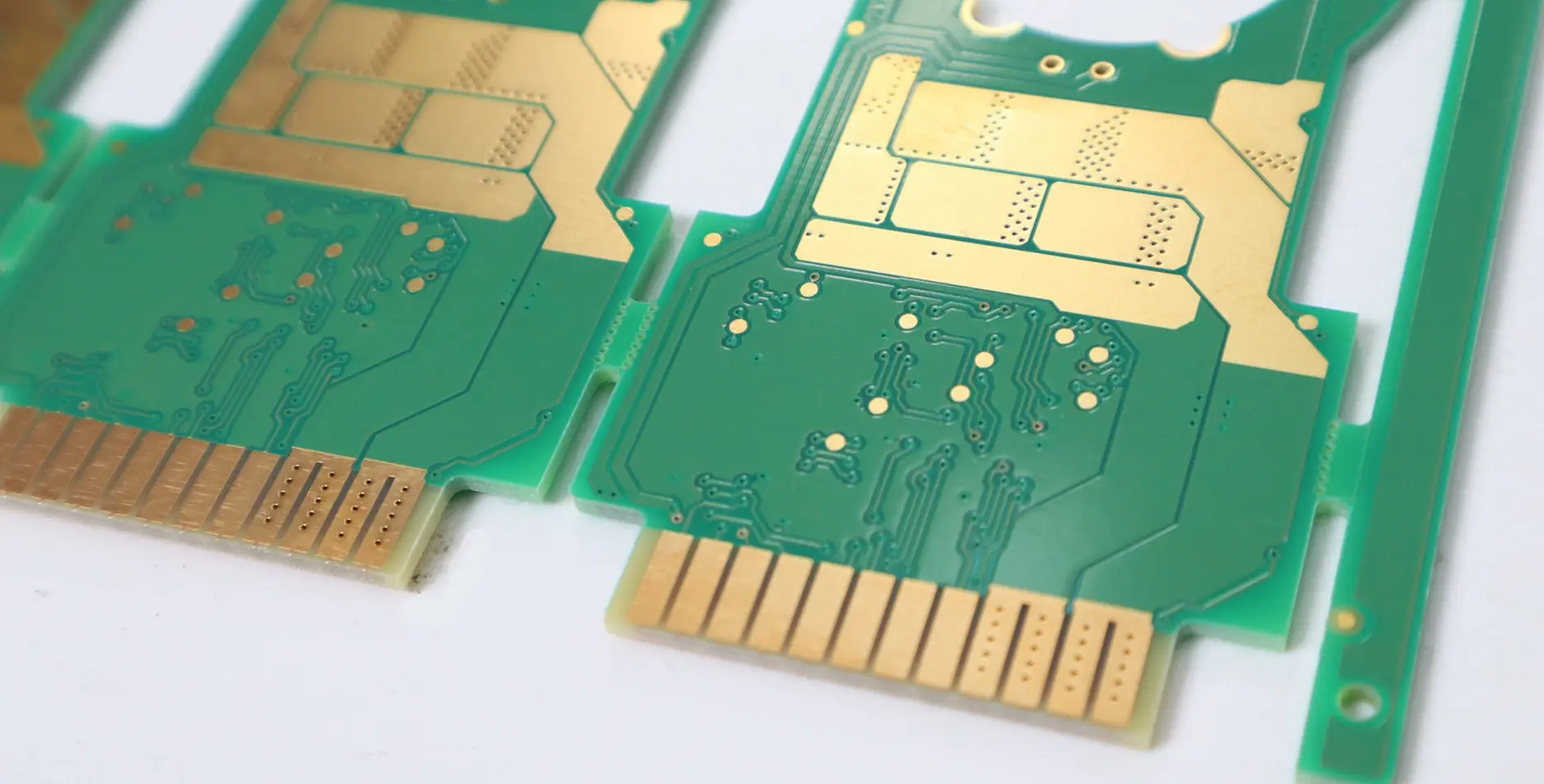 Controlling pH Fluctuation Range in Electroless Tin Plating to Prevent Tin Layer Color Variation