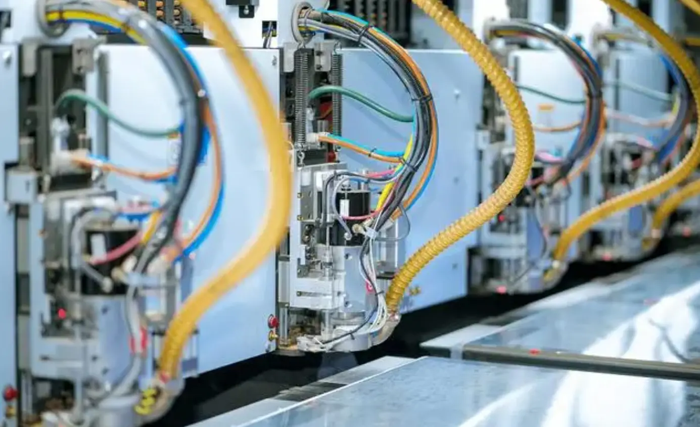 How is the circuit board produced? Detailed explanation of the production process of PCB circuit boards.