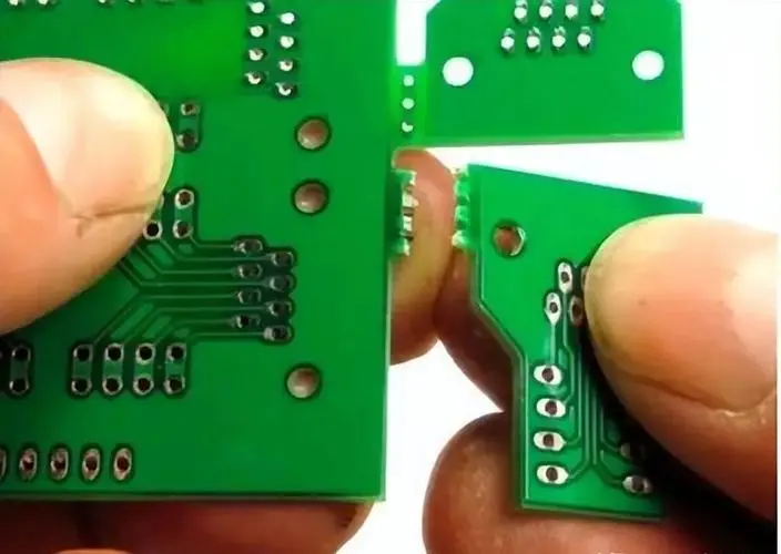 Analysis of Application Scenario Differences Between V-score and Stamp Hole in Board Edge Processing