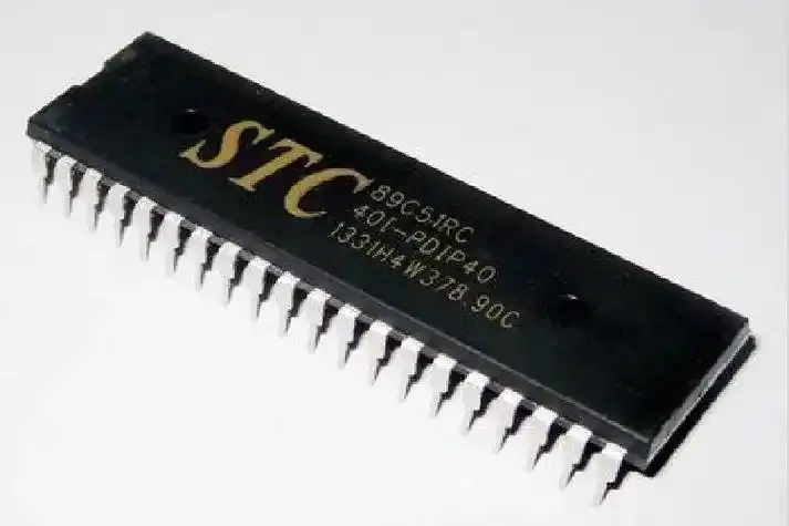 What are the advantages and disadvantages of single-chip microcomputers?