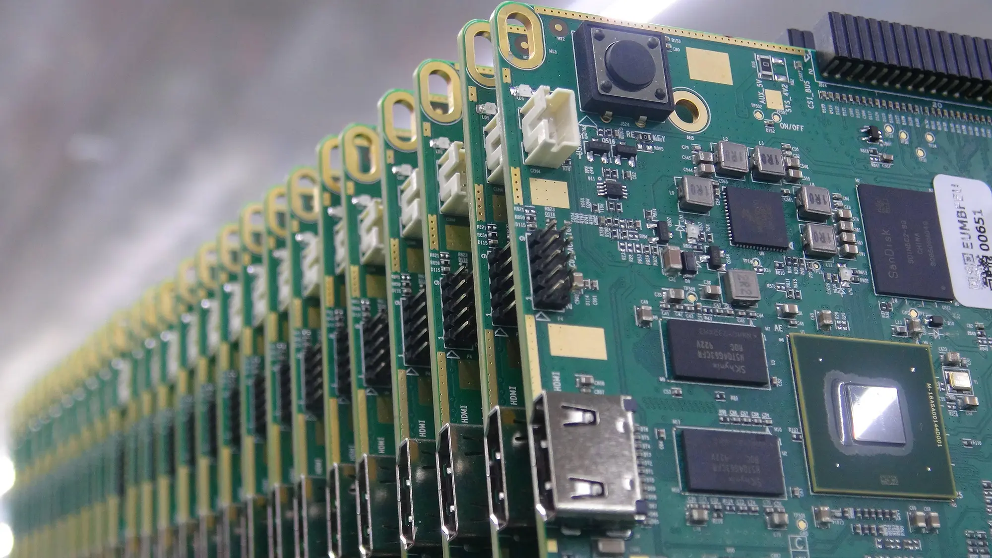 Optimization of Dynamic Scheduling in PCB Production Lines within Smart Factories